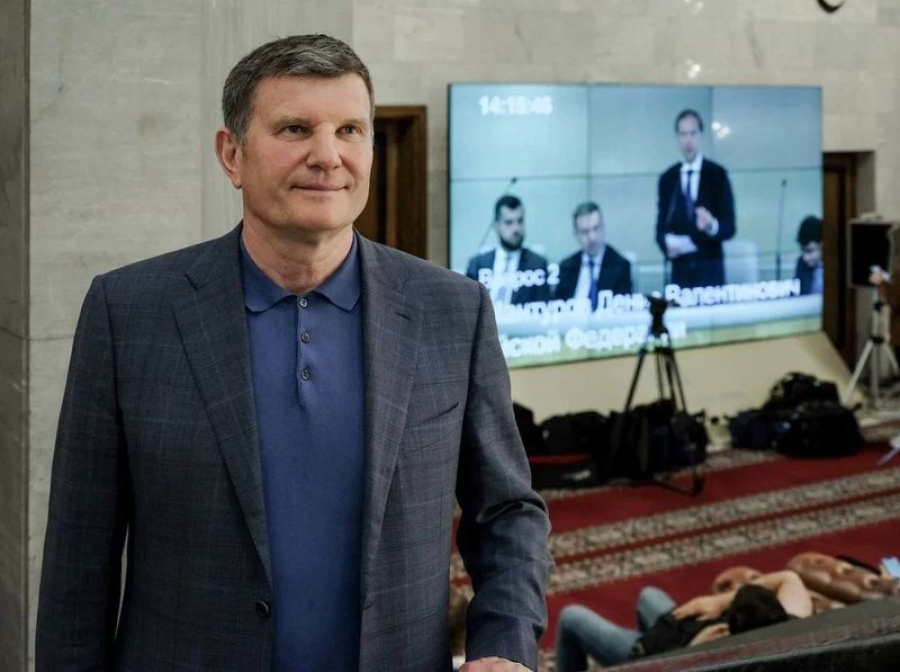 Депутат Госдумы от Волгоградской области Олег Савченко досрочно складывает полномочия