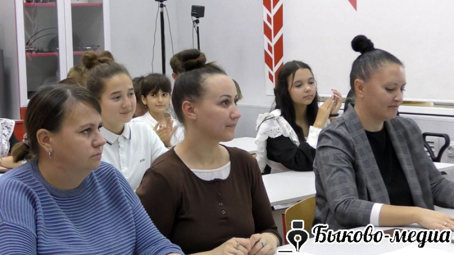 В Приморской средней школе прошёл конкурс чтецов &laquo;Говорите мамам нежные слова&raquo;