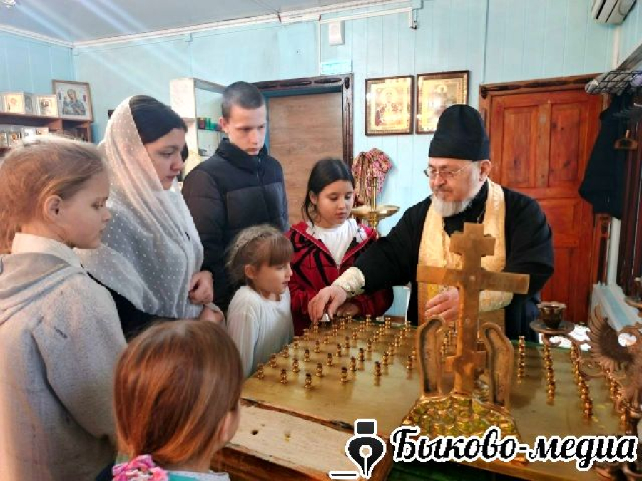 Воспитанники СРЦ посетили храм р.п. Быково