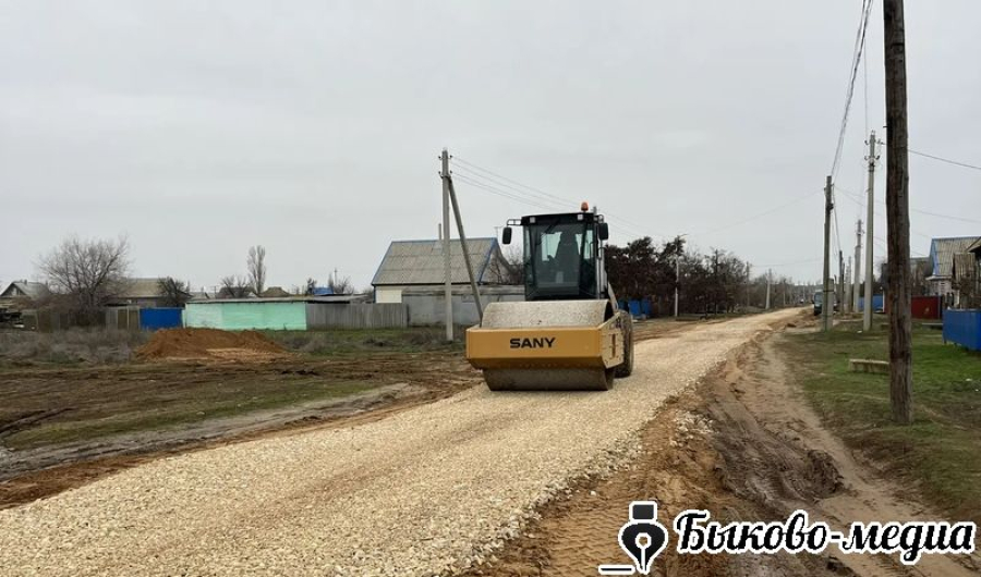 В Кислово новые участки дорог обретают щебёночное покрытие