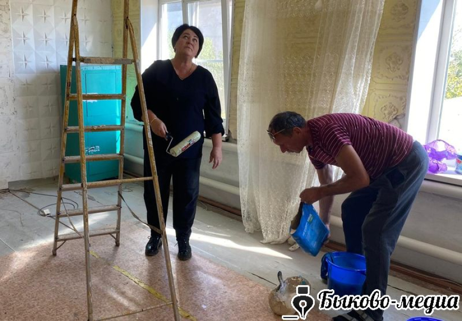 В администрации села Луговая Пролейка ремонт ведут своими силами