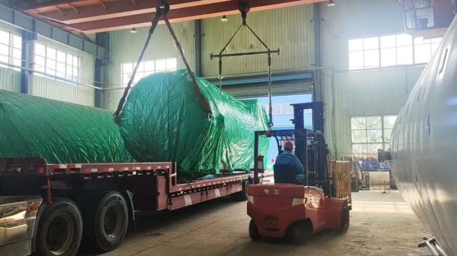 Комплекс сжижения природного газа в Быковском районе  оснащают основным  оборудованием