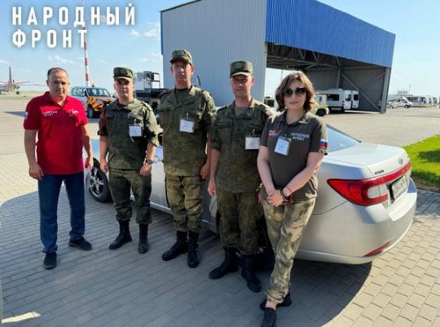 &laquo;Вперед, к Победе!&raquo;: Народный фронт отправил очередной автомобиль на передовую