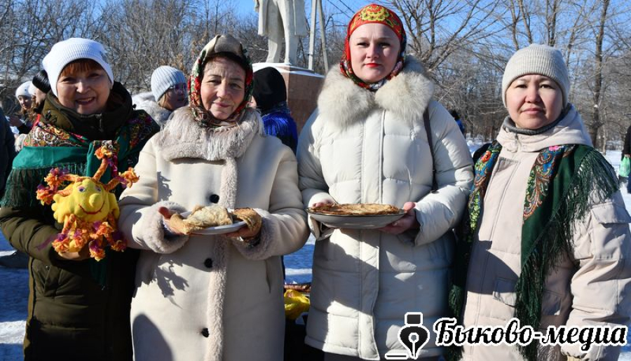 Быковчане сожгли Зиму