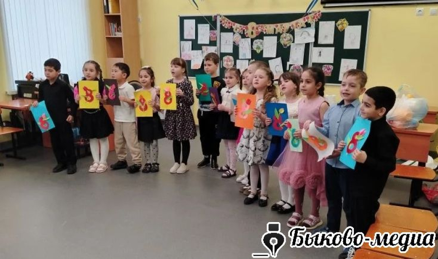 В детском объединении  "Смышленыш " прошла конкурсная развлекательная программа "Хозяюшки".