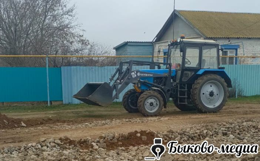 В Катричеве отсыпали щебнем еще одну улицу