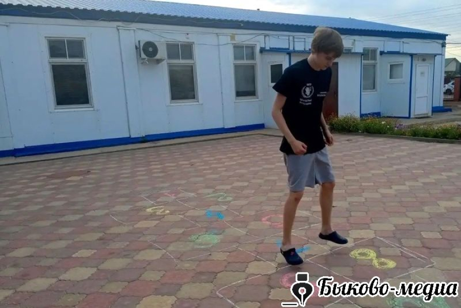 Воспитанники СРЦ играли в классики!