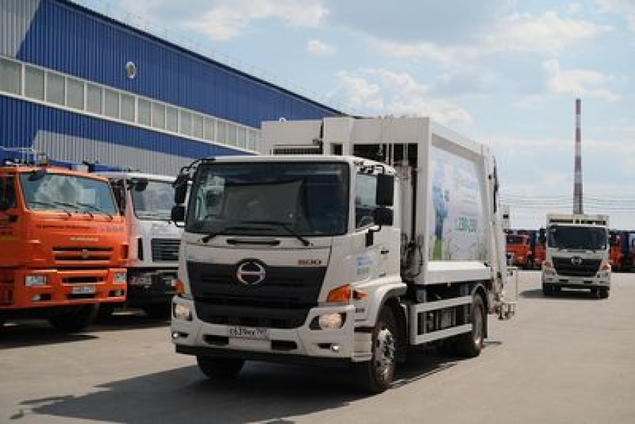 Свыше 350 единиц техники привлечет на первом этапе работ новый регоператор в Волгоградской области