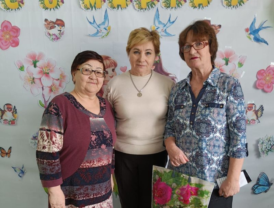 В Демидове поздравили мам участников СВО с 8 марта