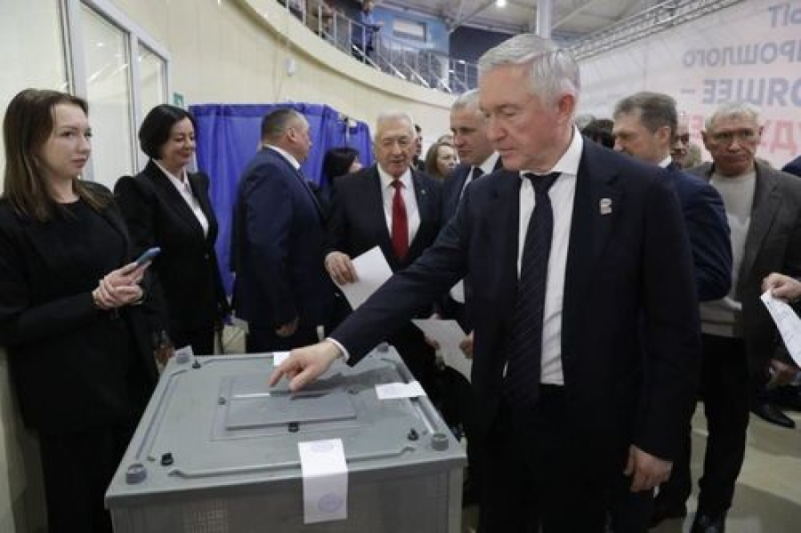 Владлен Колесников: &laquo;Избрание Андрея Ивановича Бочарова секретарём реготделения &laquo;Единой России&raquo; &mdash; важный шаг для развития Волгоградской области&raquo;