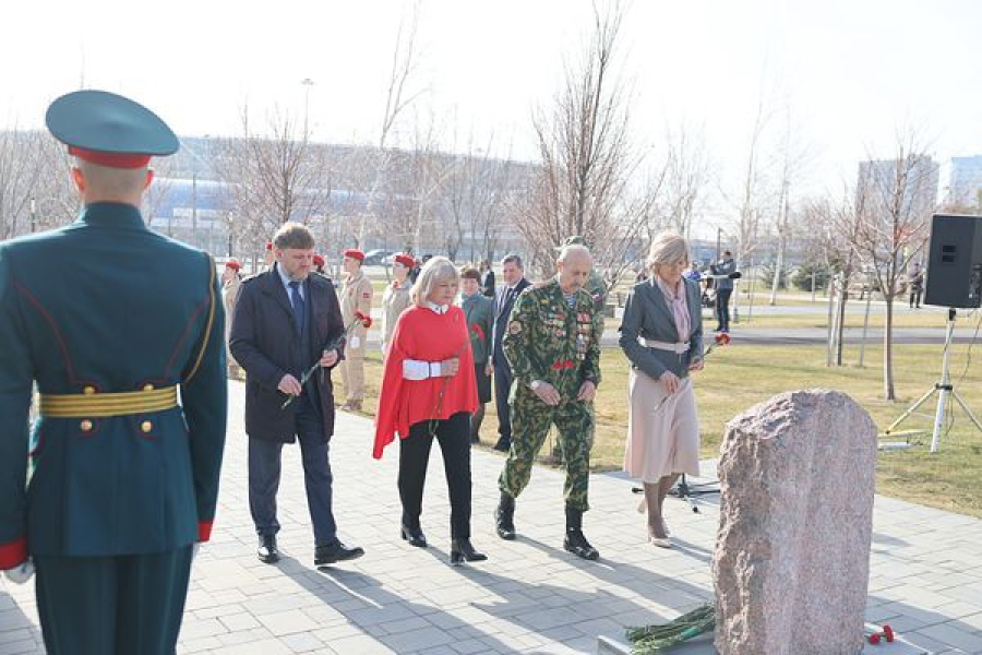 В ВОЛГОГРАДЕ У ПОДНОЖИЯ МАМАЕВА КУРГАНА УСТАНОВЯТ ПАМЯТНИК УЧАСТНИКАМ СВО