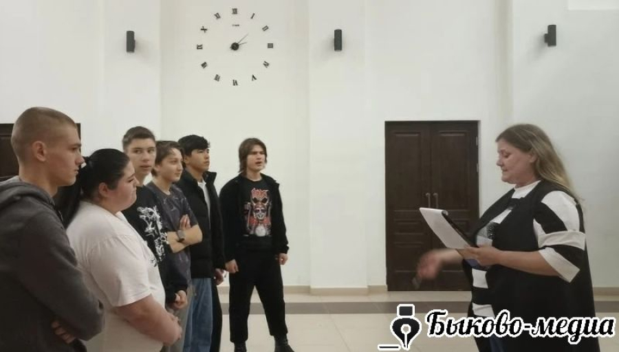 Студенты техникума познакомились с закулисьем ЦКД