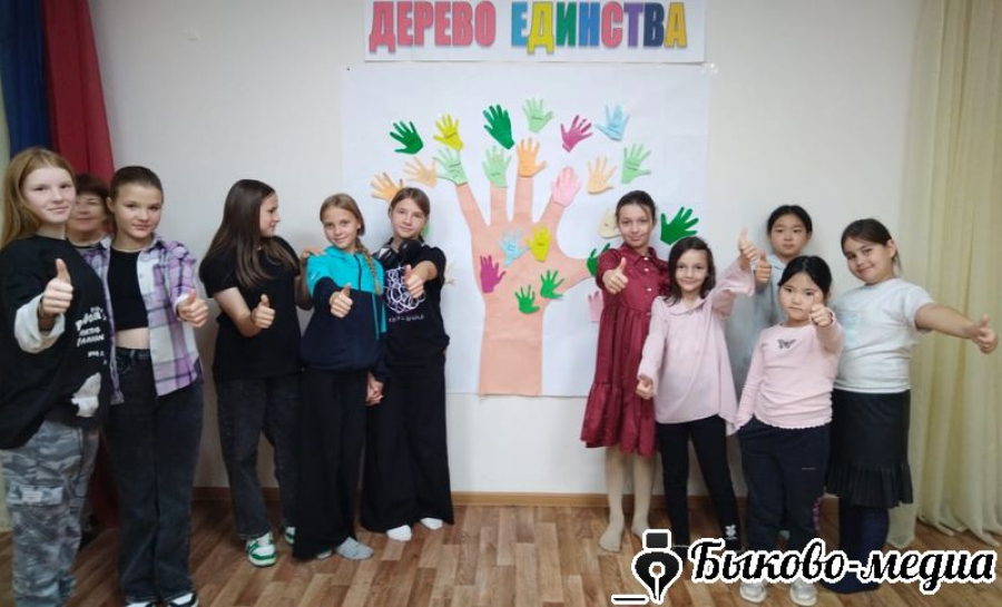 В Новоникольском прошла патриотическая акция &laquo;Дерево единства&raquo;