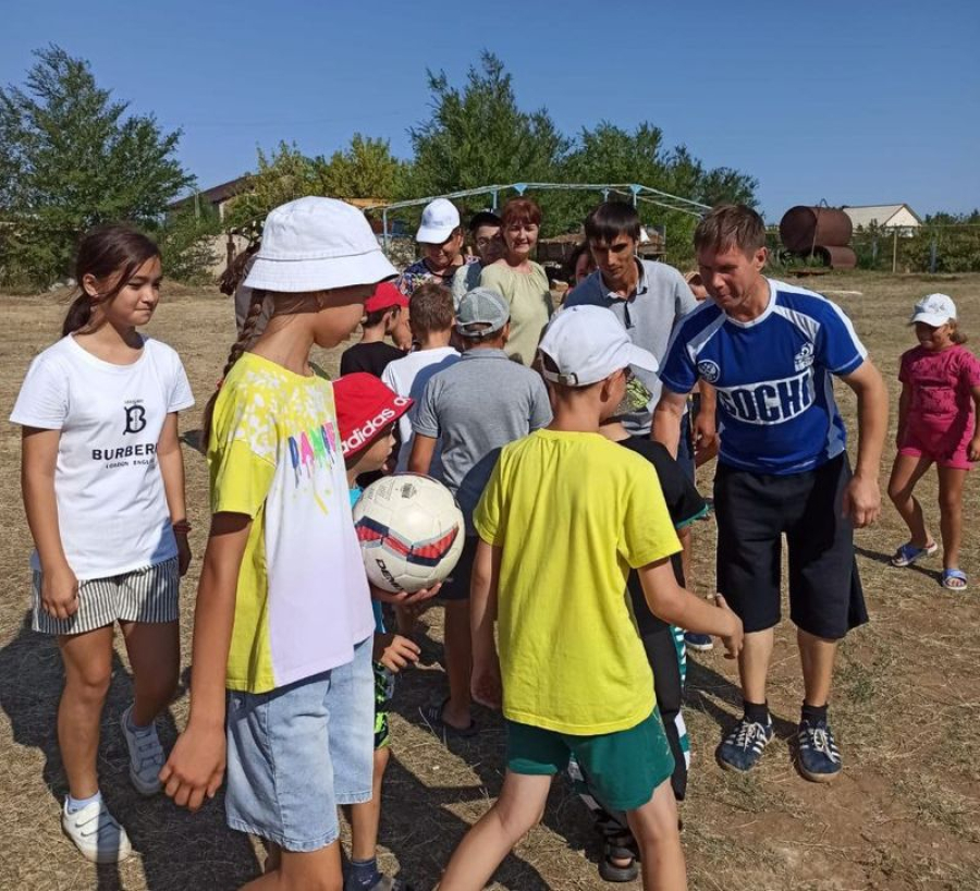 В Верхнем Балыклее отметили День физкультурника
