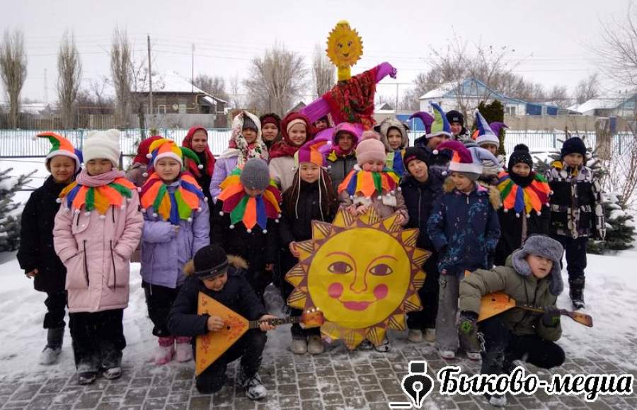В Новоникольском дети пекли блины