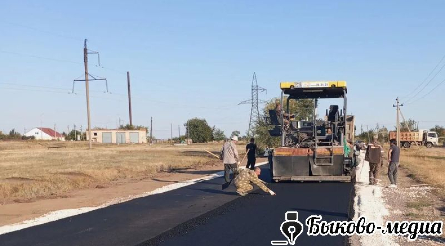 В Красносельце обновили еще одну дорогу