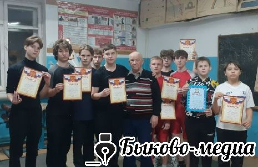 Прошло юбилейное личное первенство районной спортивной школы по штанге