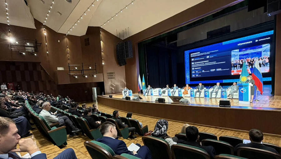 Волгоградцы принимают участие в форуме межрегионального сотрудничества России и Казахстана