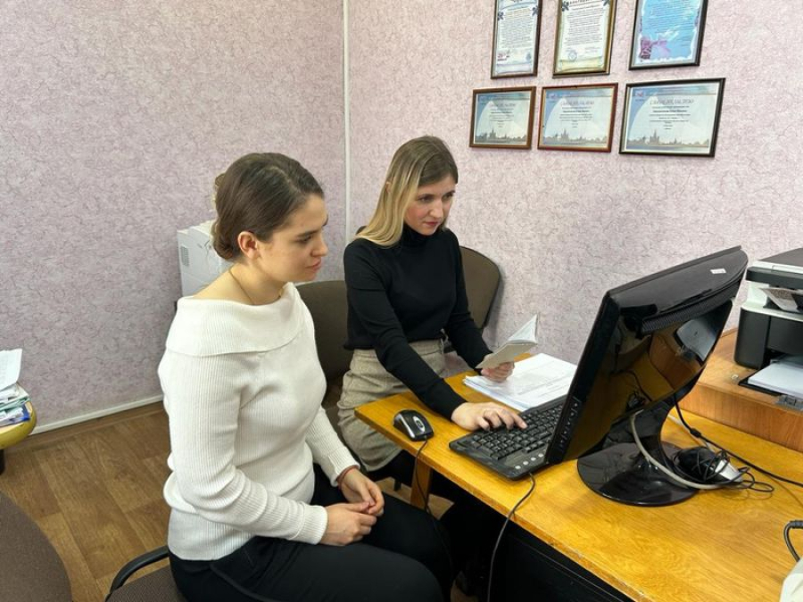 На территории района продолжается прием заявлений о голосовании по месту нахождения