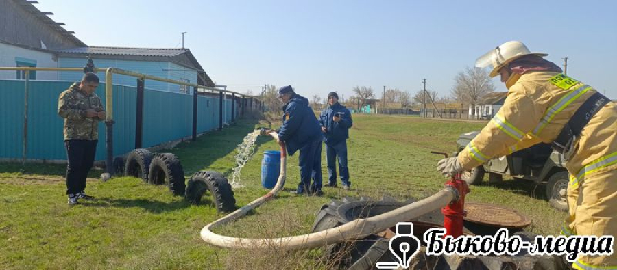 В Катричеве проверили пожарные гидранты