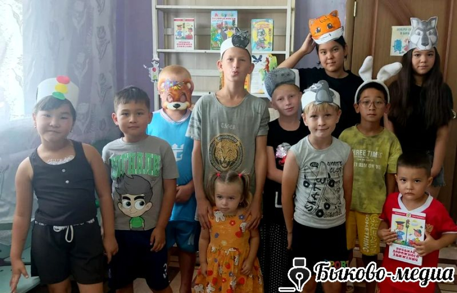 В Александровке отметили День рождения светофора
