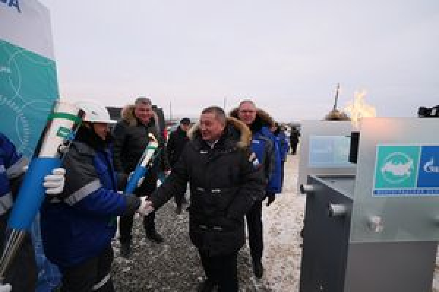 Андрей Бочаров проверил ход газификации небольших поселков Волгоградской области