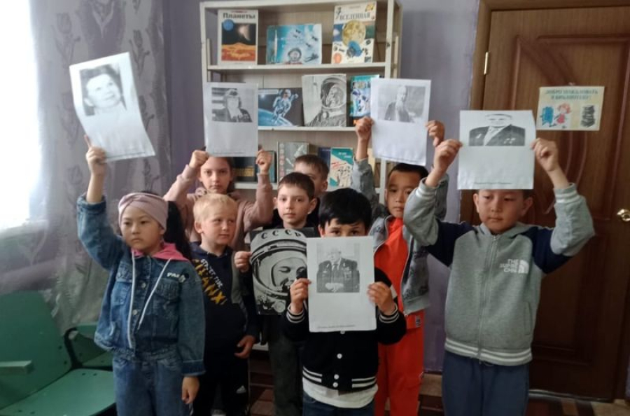 В Александровке детвора "совершила полет" в космос