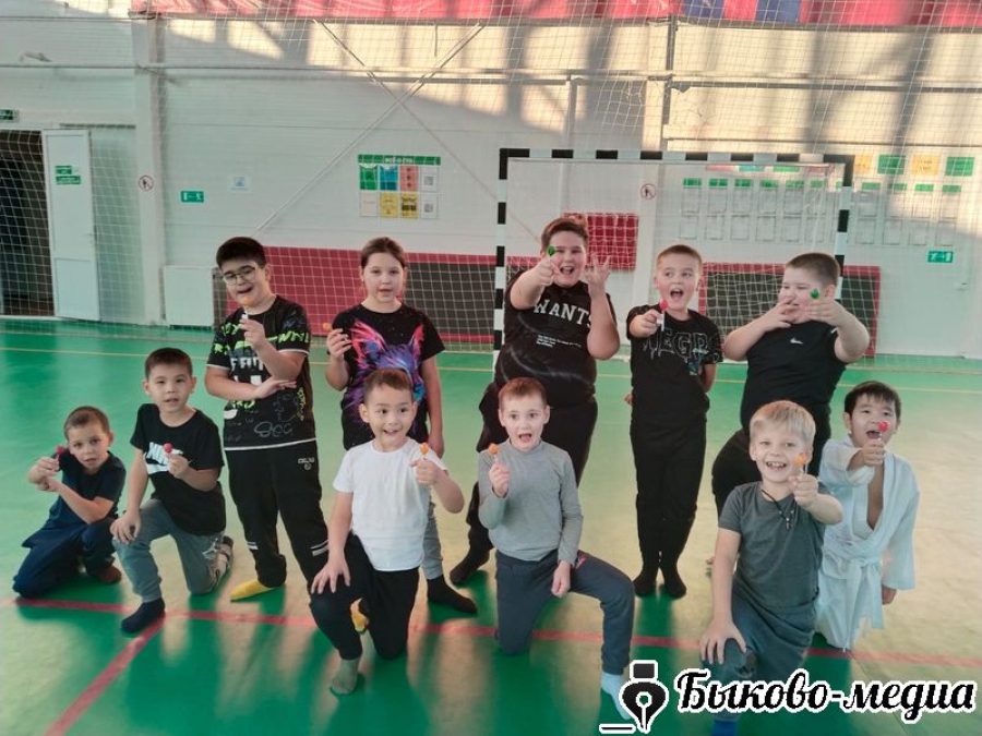 В Доме творчества прошли "Веселые старты"