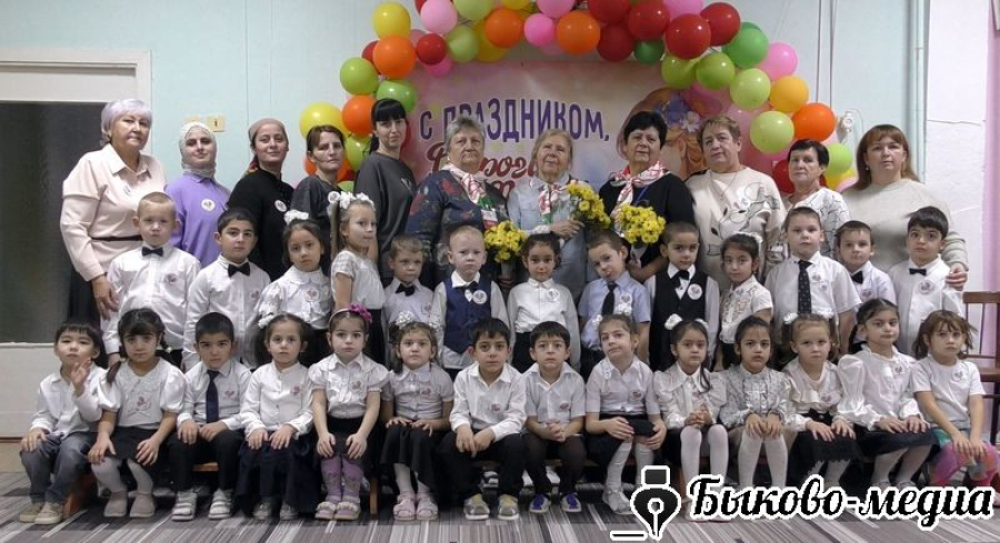 &laquo;Свет добра&raquo;: в приморском детском саду &laquo;Сказка&raquo; отметили День волонтёра