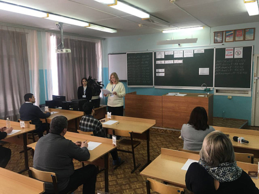 Родители волгоградских выпускников попробовали сдать ЕГЭ по математике
