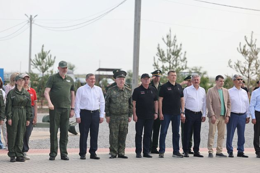 В Волгоградской области открылся молодежный оборонно-спортивный лагерь &laquo;Авангард&raquo;