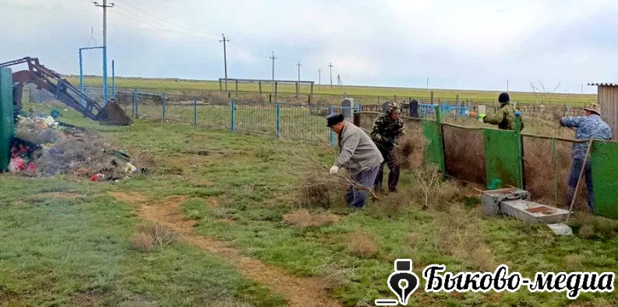 Катричевцы вышли на субботник
