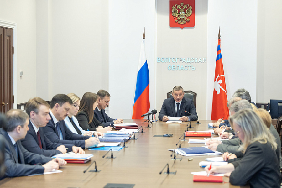 Волгоградский губернатор: порядка 200 объектов строительства, ремонта и благоустройства планируют ввести в 2026 году