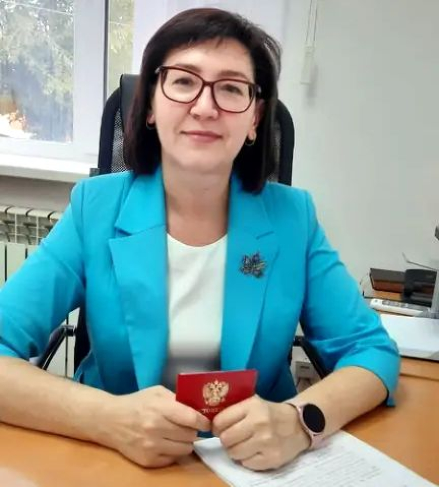 На снимке председатель Быковской городской Думы И. В. Наумова
