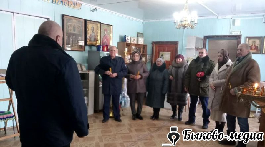 Казаки района чтят память погибших воинов, казаков и жертв репрессий