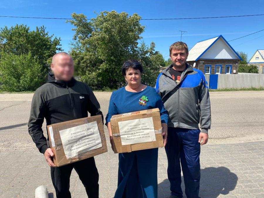 Жители района помогли бойцам СВО со стройматериалами