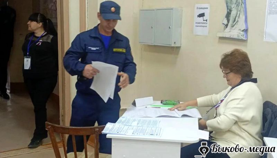 В Катричеве голосование началось с первых минут