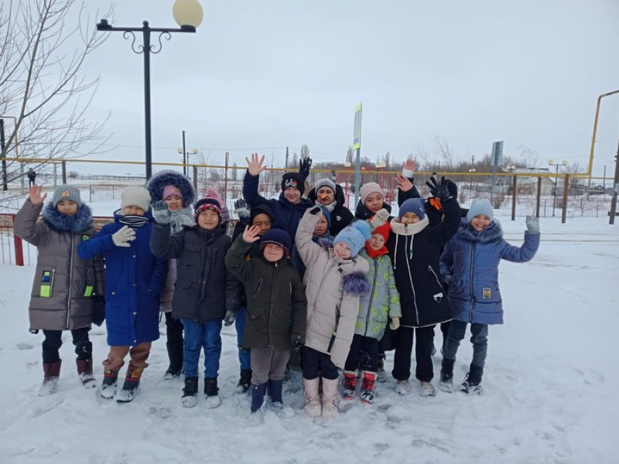 В Александровке отметили День снега