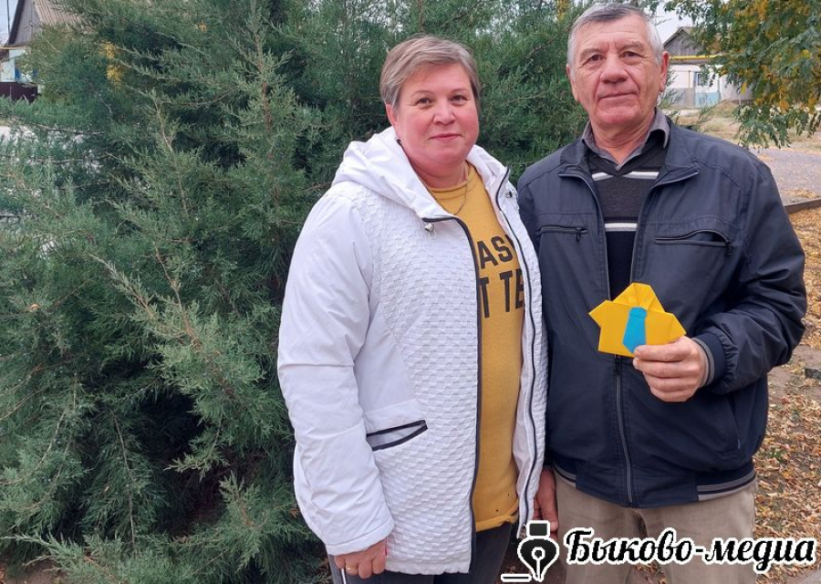 Мужчин села Луговая Пролейка поздравили с Днем отца