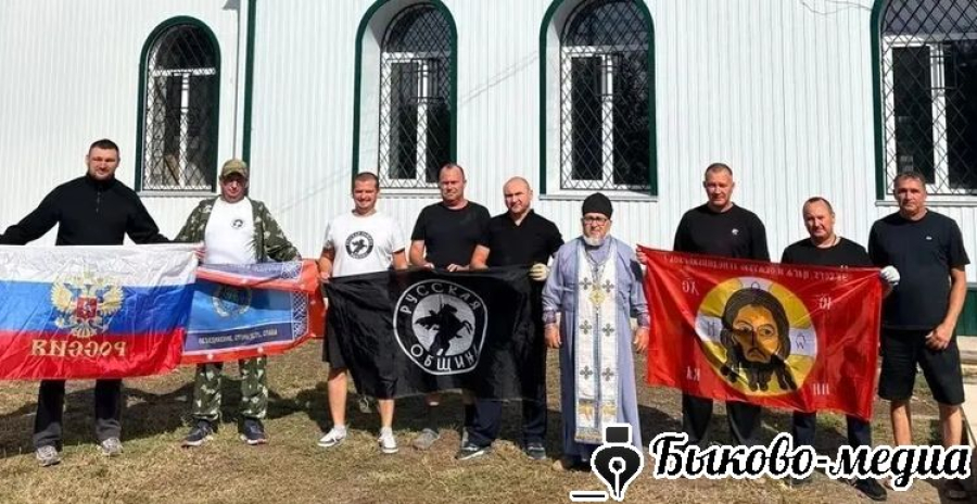 Жители р.п. Быково оказали на помощь храму