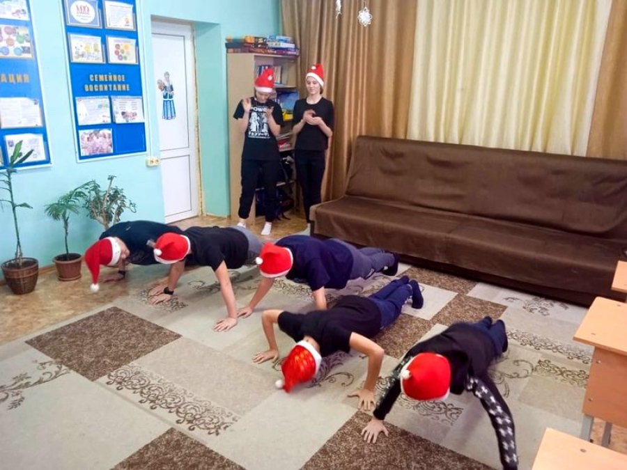 Воспитанники СРЦ состязались в Веселых стартах
