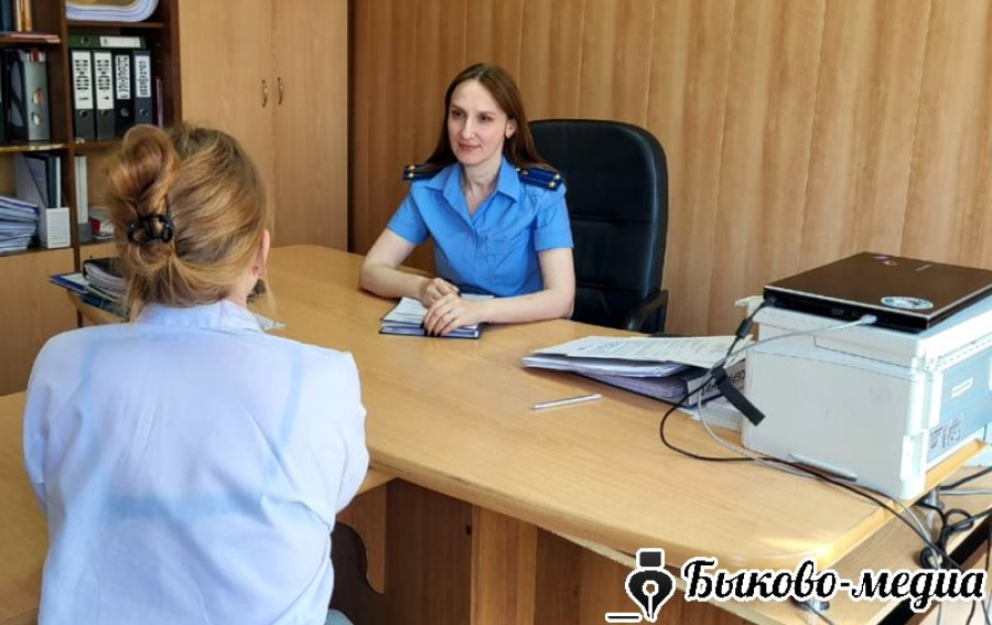 Прокурор района провела выездной прием граждан в Приморске