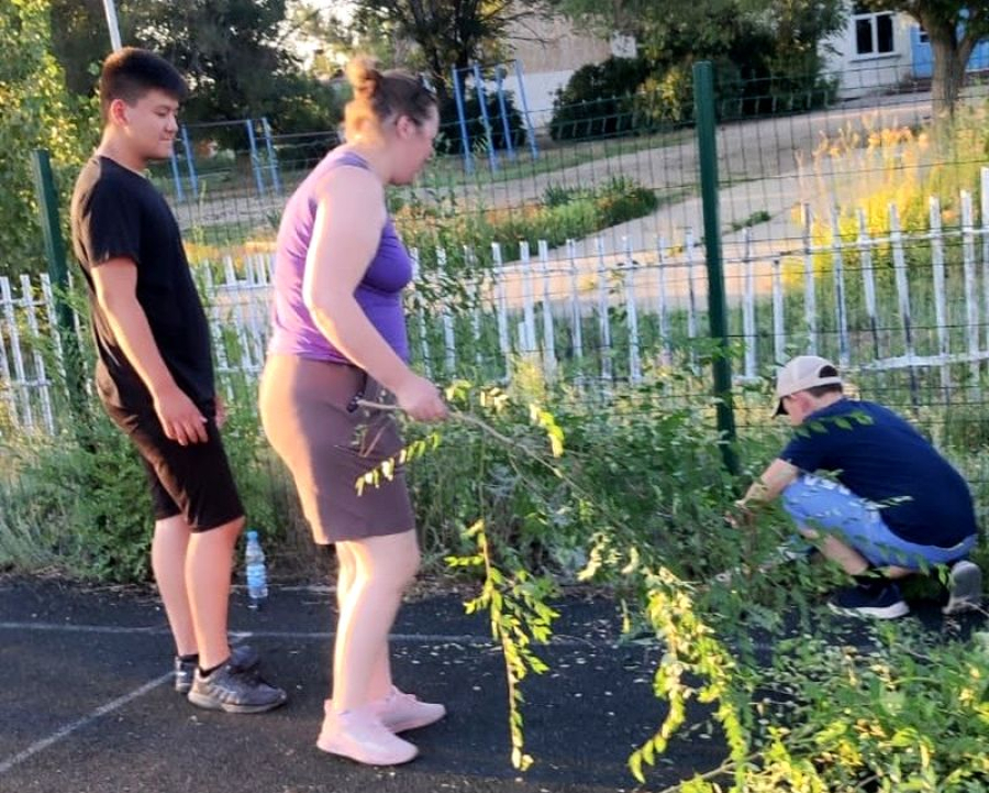 В Катричеве прошел субботник "Благо твори"