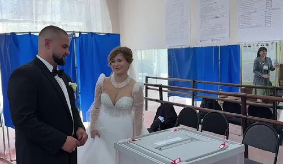 От ЗАГСа до избирательного участка: в Волгоградской области свадьбы объединили с гражданским долгом
