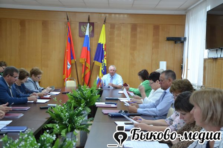 Состоялось 60-е заседание Быковской районной Думы