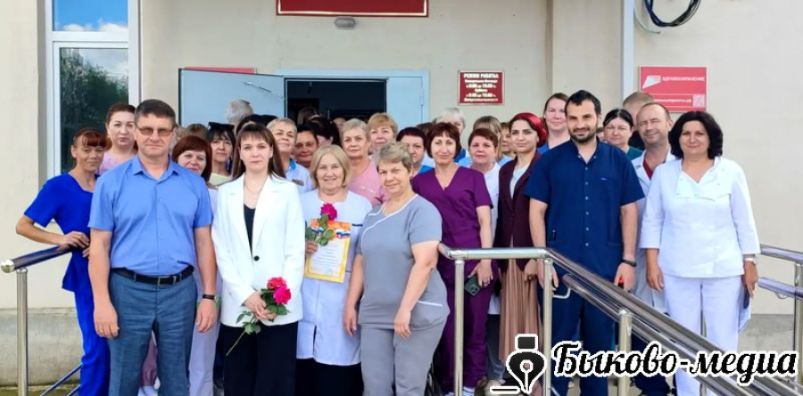 Глава района поздравил медиков с праздником