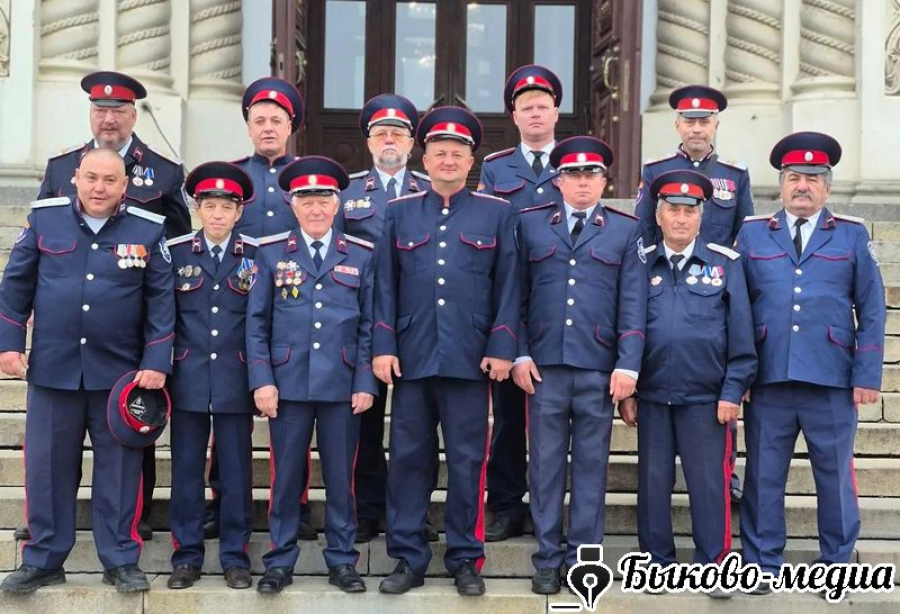 Делегация Волжского казачьего округа приняла участие в 32-м Войсковом отчётном Круге Всевеликого войска Донского