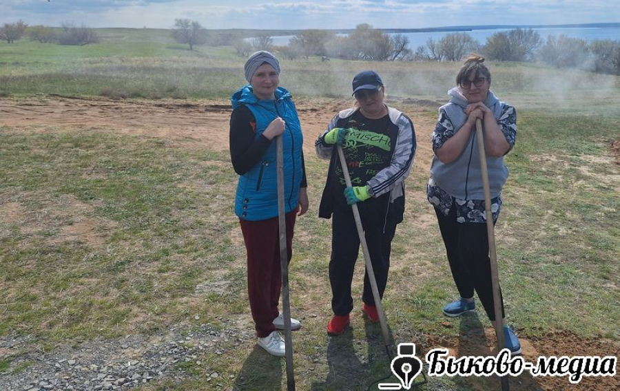 В Зеленом прошла акция &laquo;Чистая территория&raquo;
