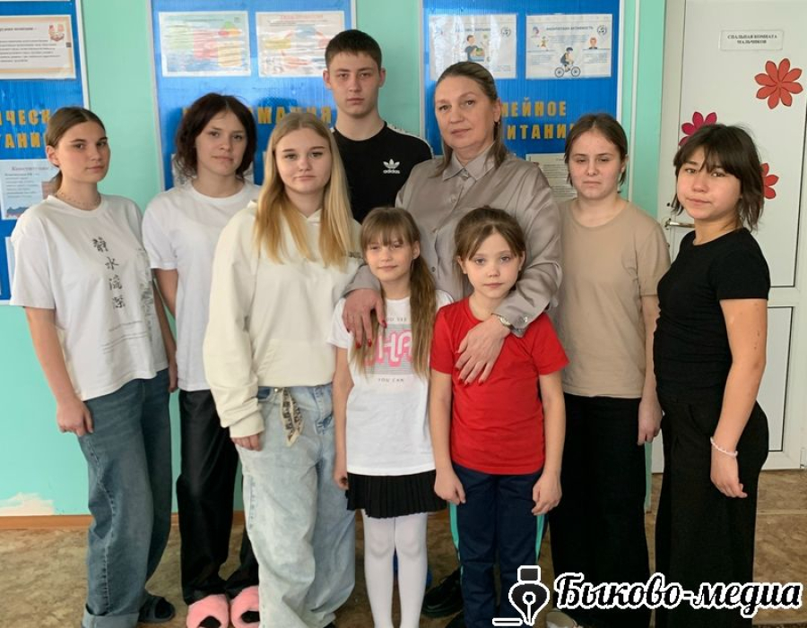 Уполномоченный по правам ребенка региона побывала в Быковском СРЦ
