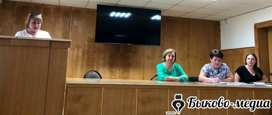В администрации района говорили о трудоустройстве подростков на каникулы